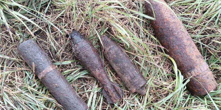 Scoperta di ordigni bellici della Seconda Guerra Mondiale nella regione di Kursk in Russia