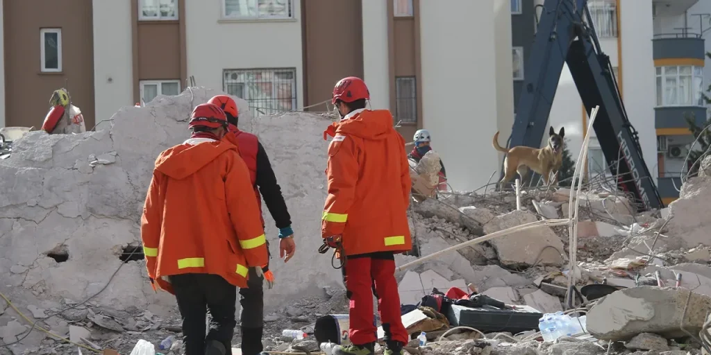 Verdetto sul crollo dell'Zeray: sette imputati condannati, quattro assolti