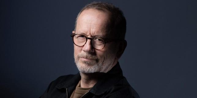 Thomas Legrand lascia il suo programma radiofonico su France Inter: polemiche e riflessioni sulla privacy e libertà di espressione