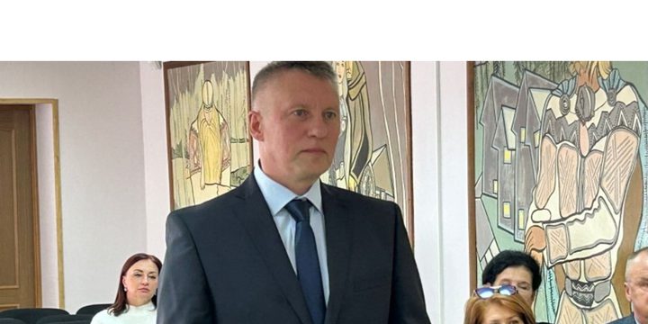 Nuovo Capo a Kostomuksha: Alexander Dmitriev alla Guida del Distretto Municipale