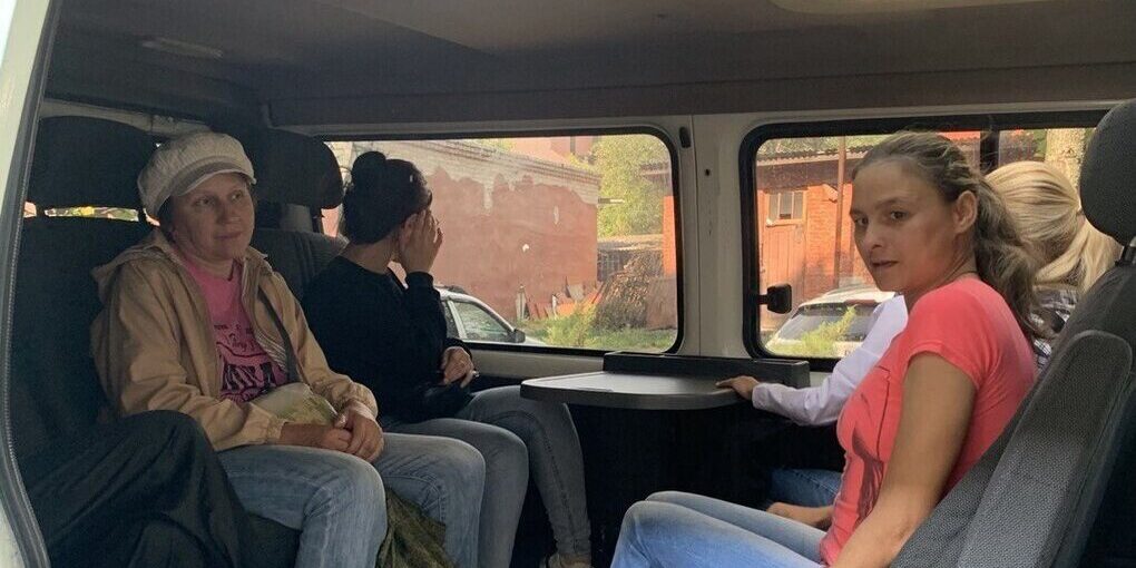 "Viaggio della solidarietà: la missione umanitaria della "Gazelle della bontà" a Kursk"