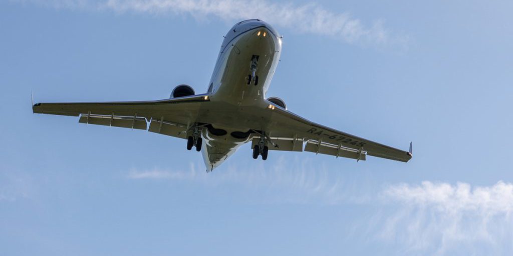 Летевший из Стамбула в Казань самолет вынужденно приземлился в Сочи