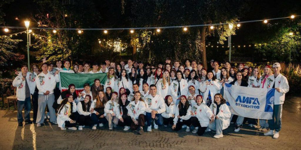 Tatarstan al Festival Studvesna: Una Celebrazione della Cultura e della Creatività Giovanile Russa