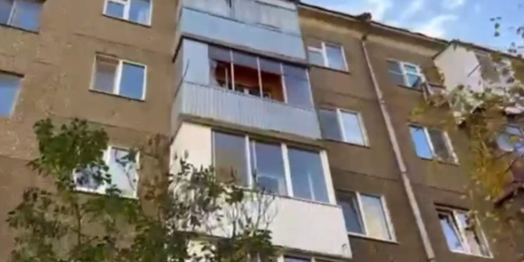 Россиянин выбросил собственного ребенка с балкона 4 этажа