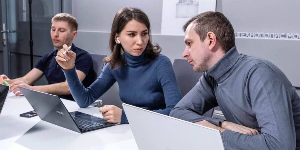 Гарбузов сообщил о проведении в Москве всероссийского промышленного хакатона