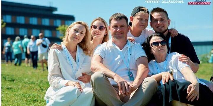 Участниками второго сезона конкурса «Это у нас семейное» стали более четырех тысяч смолян