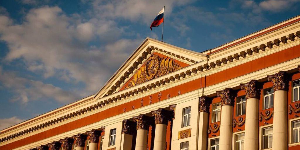 В курском правительстве объединят министерства и сократят зампредов