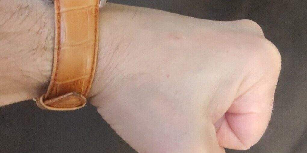 Ревнивый мужчина вышел из себя и напал на бывшую супругу в Петербурге