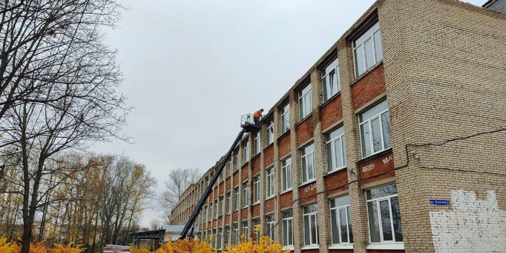 Владимирская прокуратура приехала в ремонтируемую школу в Петушках