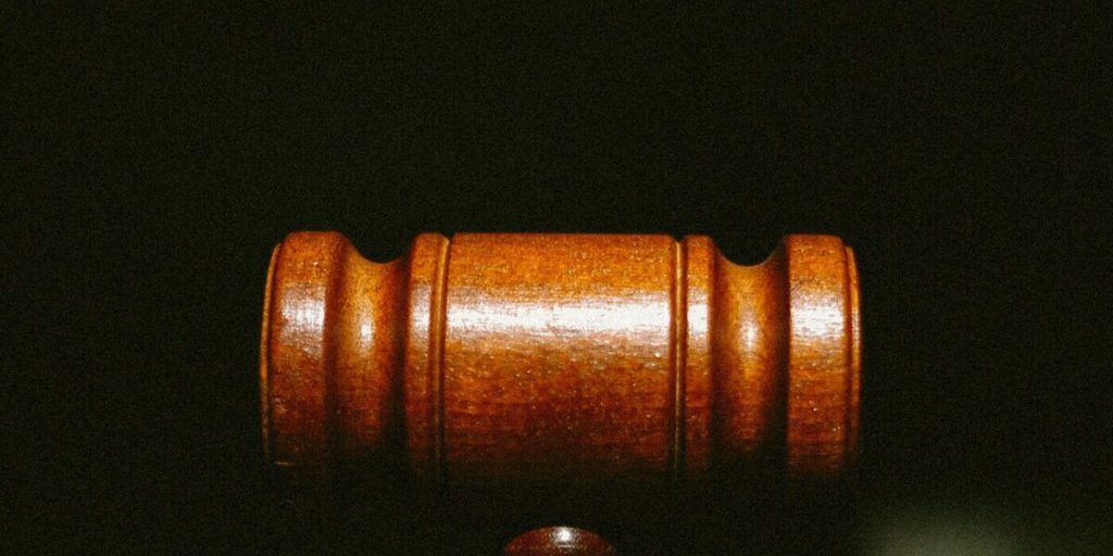 Donna di 51 anni derubata a Ulan-Ude: le autorità indagano sulla scomparsa di 5.000 rubli da una casa privata