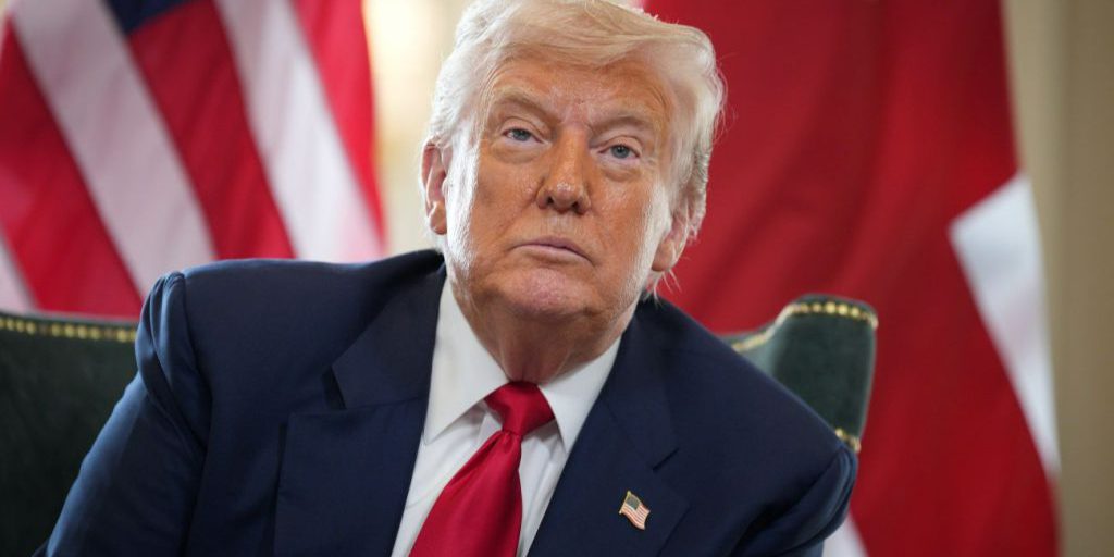 Trump mantiene l'opzione di inviare missili Tomahawk all'Ucraina nonostante la conversazione con Putin