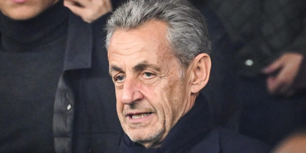 L'incarcerazione di Nicolas Sarkozy: un evento che scuote la politica francese e solleva interrogativi sulla responsabilità dei leader