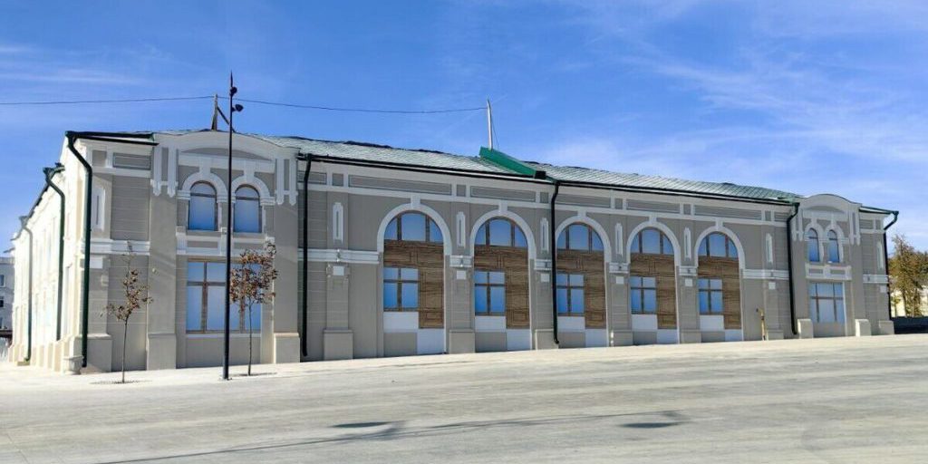 Ristrutturazione del Gostiny Dvor a Serpukhov: Un Investimento nel Patrimonio Culturale Russo