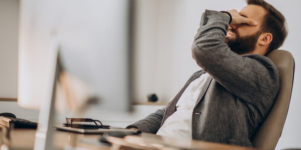 Почти две трети красноярцев столкнулись с выгоранием на работе