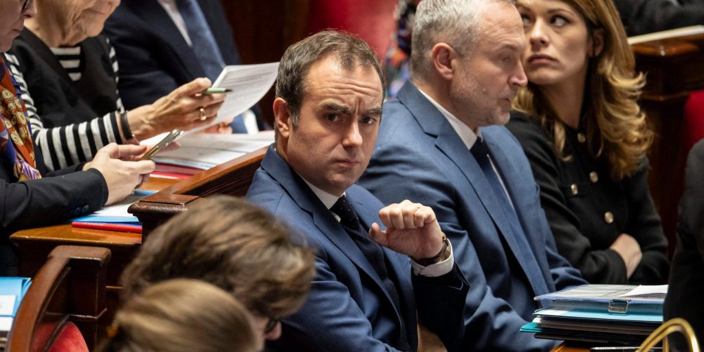 Disaccordo parlamentare sulla CMP: rischio di ritardi nel bilancio essenziale