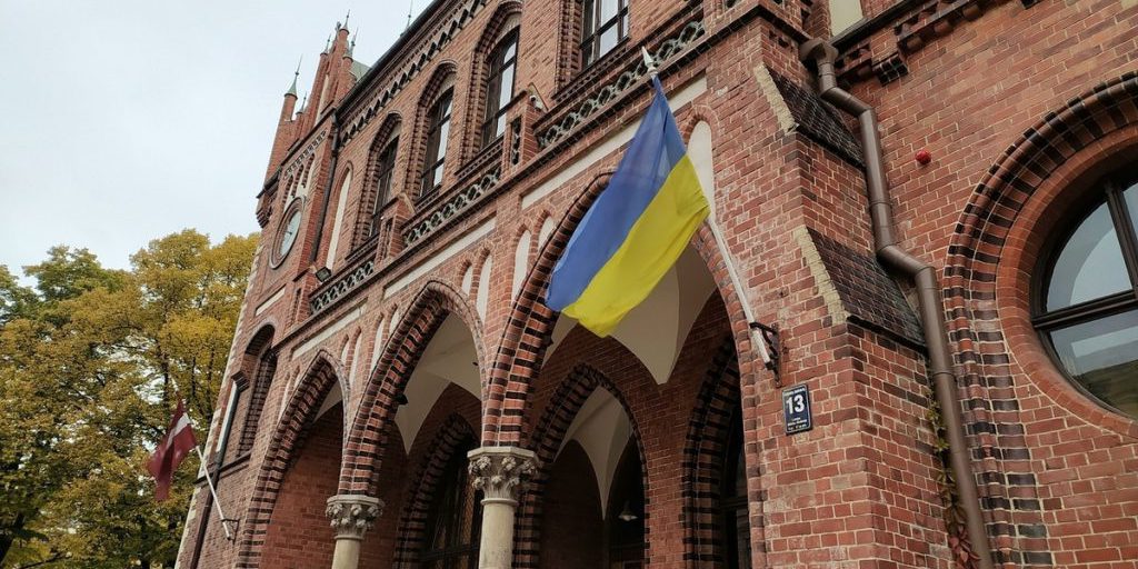 Военная помощь от Латвии превратилась в товар на украинских интернет-площадках