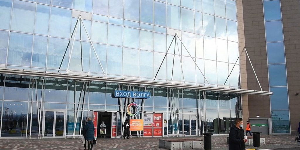 В Волгограде эвакуировали посетителей и сотрудников ТРЦ «Акварель»
