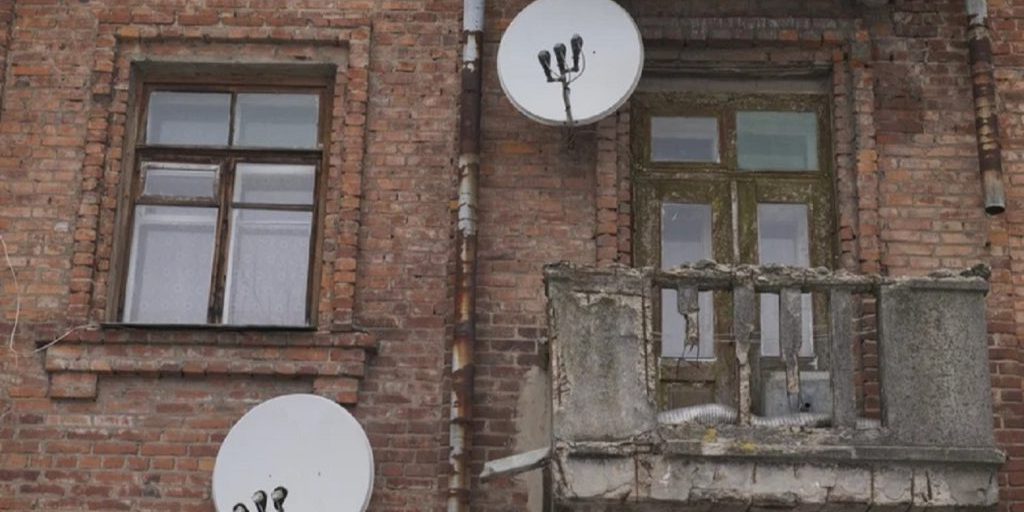 Power restored to some homes in Shostka and nearby, others on scheduled supply