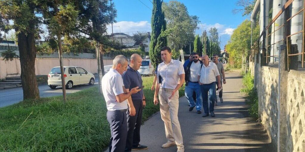 В Адлерском районе проведён мониторинг санитарного состояния территорий