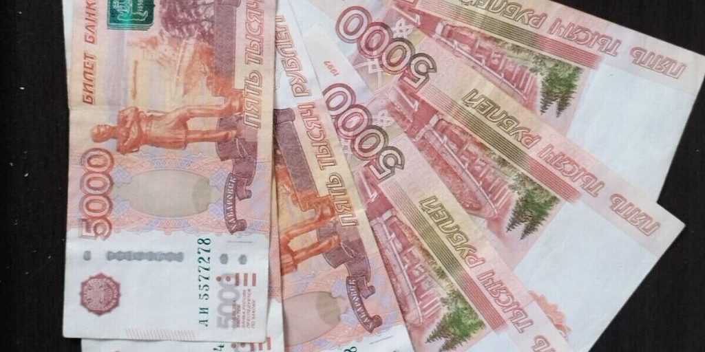 Администрация Апатитов планирует купить квартиру для сироты за 2 млн рублей