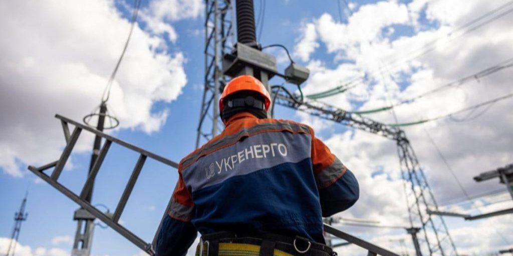 Ukrenergo says power outage schedules are in place across 12 oblasts, blackouts reported in two oblasts after Russian attacks
