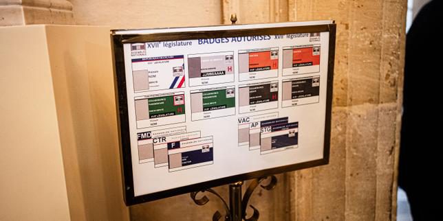 Rischio di dissoluzione dell'Assemblée nationale: i collaboratori parlamentari tra incertezza e preoccupazione per il futuro