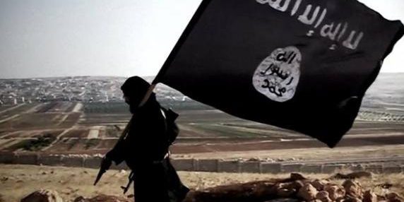 Arrestato un uomo per aver inneggiato all'Isis e all'odio antisemita su Instagram