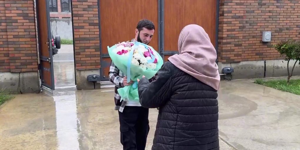 Торжественные мероприятия ко Дню чеченской женщины прошли в Грозном