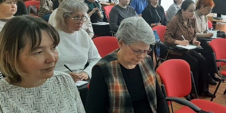 Педагоги Чувашии изучают ИИ и нейросети в образовании