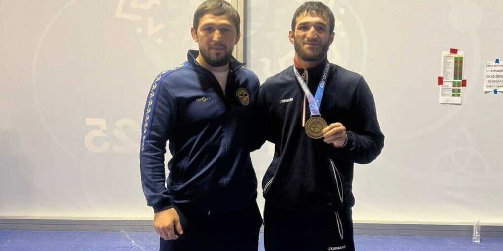 Atleta Ingusce Magomed Amin El'dzharkiev Si Laurea Campione Mondiale Di Pankration