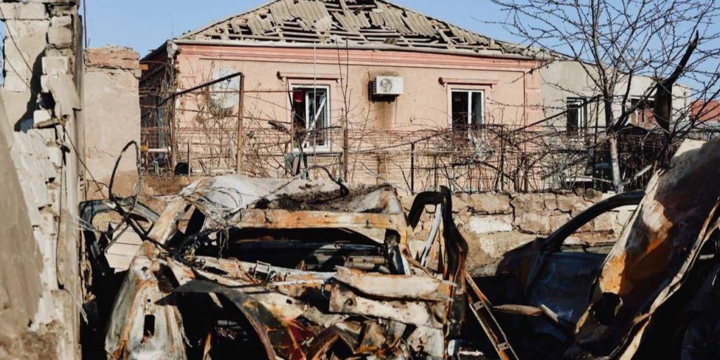 Attacchi russi a Odesa: numero di feriti aumenta dopo l’attacco diurna