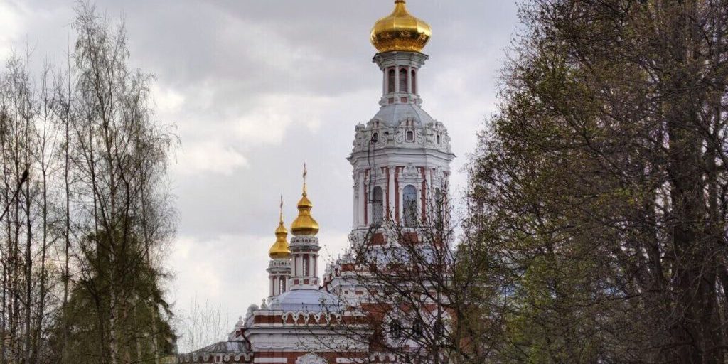В Петербурге предложили не штрафовать церкви за утренний колокольный звон