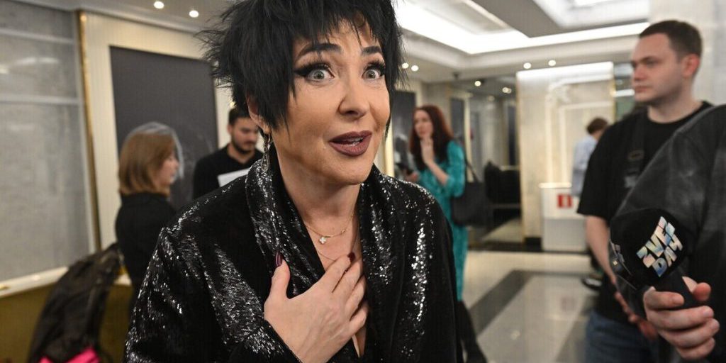 La cantante Lolita Miľavskaja cade vittima di una truffa telefonica