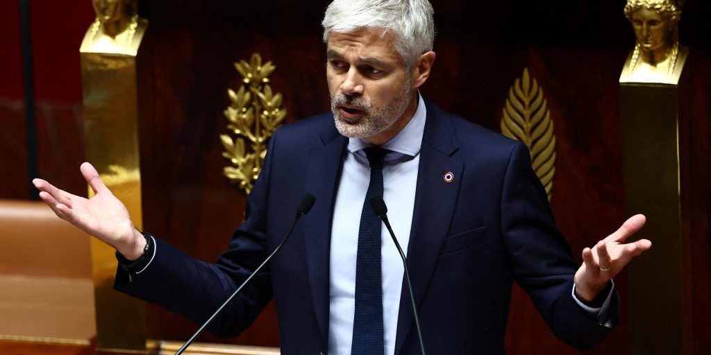 Face à la censure, Laurent Wauquiez et ses députés sous pression