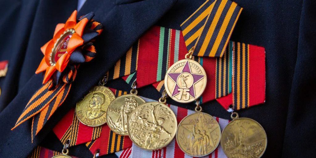 Жителей Карелии проинформировали о мошенниках, под видом приказов о награждении собирающих секретную информацию