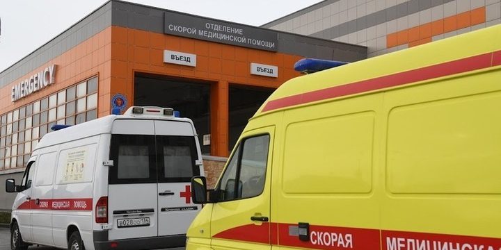 Incidente Stradale a Volgograd: Cause e Conseguenze di un Evento che Sottolinea la Necessità di Migliorare la Sicurezza Stradale in Russia