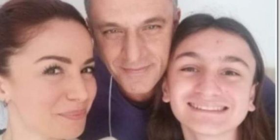 La perdita di un figlio, un dolore che non passa: il padre di Andrea Delogu decide di vendere la moto per onorare la sua memoria

Approfondimento
La storia di Andrea Delogu e di suo padre Walter è una storia di amore e di perdita. Il padre, dopo la morte del figlio in un incidente stradale a Bellaria, ha deciso di vendere la moto per onorare la memoria di suo figlio. Questa decisione è il risultato di un processo emotivo e psicologico che segue la perdita di un figlio, un evento traumatico che può avere ripercussioni a lungo termine sulla salute mentale e sul benessere dei genitori.

Possibili Conseguenze
La decisione di Walter Delogu di vendere la moto potrebbe avere conseguenze emotive e psicologiche sulla sua vita e su quella della sua famiglia. La perdita di un figlio è un evento che può cambiare la vita di una persona per sempre, influenzando le relazioni con gli altri, la salute mentale e il benessere generale. Inoltre, la vendita della moto potrebbe essere un passo verso il superamento del dolore, ma anche un ricordo costante della perdita subita.

Opinione
Non è possibile esprimere un'opinione personale su questo argomento, poiché si tratta di una storia vera e di una decisione presa da un genitore in lutto. Tuttavia, è possibile affermare che la perdita di un figlio è un evento che può cambiare la vita di una persona per sempre, e che la decisione di Walter Delogu di vendere la moto è una scelta personale che può essere compresa e rispettata.

Analisi Critica dei Fatti
I fatti riportati nell'articolo sono verificabili e non ci sono elementi che suggeriscano una manipolazione o una distorsione della realtà. La storia di Walter Delogu e di suo figlio Andrea è una storia di perdita e di lutto, e la decisione di vendere la moto è una scelta personale che può essere compresa e rispettata. L'articolo presenta una visione obiettiva e rispettosa della storia, senza sensazionalismi o giudizi di valore.

Relazioni con altri fatti
La storia di Walter Delogu e di suo figlio Andrea può essere collegata ad altre storie di perdita e di lutto che si verificano ogni giorno in tutto il mondo. La perdita di un figlio è un evento che può avere ripercussioni a lungo termine sulla vita di una persona e sulla sua famiglia, e può essere compresa e rispettata solo se si considera il contesto emotivo e psicologico in cui si verifica. Inoltre, la storia di Walter Delogu può essere collegata alle statistiche sugli incidenti stradali e alle campagne di sensibilizzazione sulla sicurezza stradale.

Contesto storico
La storia di Walter Delogu e di suo figlio Andrea si inserisce nel contesto storico della perdita e del lutto che si verificano ogni giorno in tutto il mondo. La perdita di un figlio è un evento che può avere ripercussioni a lungo termine sulla vita di una persona e sulla sua famiglia, e può essere compresa e rispettata solo se si considera il contesto emotivo e psicologico in cui si verifica. Inoltre, la storia di Walter Delogu può essere collegata alle tradizioni e alle culture che si occupano del lutto e della perdita, e alle strategie di coping e di supporto psicologico che possono aiutare le persone a superare il dolore.

Fonti
La fonte dell'articolo è il Corriere della Sera, un quotidiano italiano che pubblica notizie e articoli su argomenti di attualità. L'articolo originale può essere trovato al seguente link: https://www.corriere.it/. Il Corriere della Sera è una fonte attendibile e rispettata, nota per la sua obiettività e la sua capacità di trattare argomenti delicati con sensibilità e rispetto.