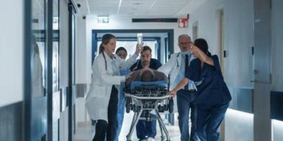 In gennaio, la carenza di medici potrebbe ridurre del 50 % il personale disponibile