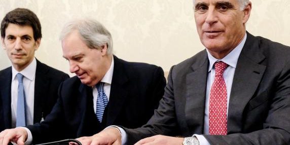 Unicredit: presidente sostiene che la banca non è una minaccia per la sicurezza nazionale