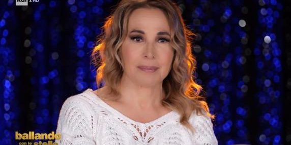 Giudici di Ballando assegnano punteggi: D'Urso 6, Fognini 5