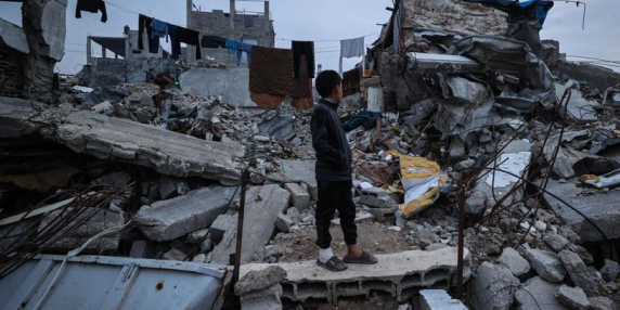 Tre attivisti italiani feriti in Cisgiordania e richiesta di grazia di Netanyahu a Herzog