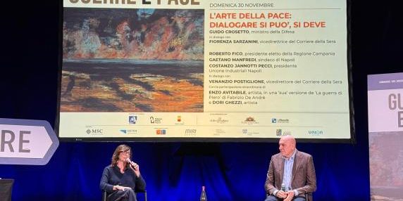 Crosetto condanna blitz alla stampa, ricorda le lezioni del fascismo e chiede un modello italiano