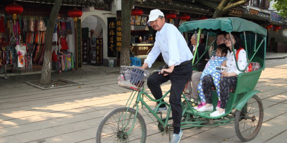 Cina tassa i profilattici per aumentare la natalità