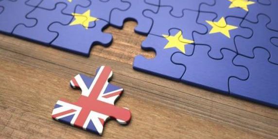 Rallentamento economico del Regno Unito: possibili tagli dei tassi e impatti sull'Europa