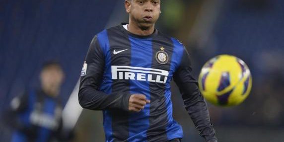 Guarin: dal calcio all'alcolismo, tentativi di suicidio e rinascita in una fondazione