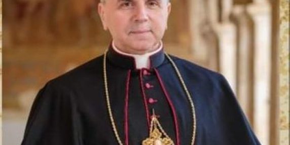 Monsignore Laterza: la Madonna come modello di libertà e obbedienza