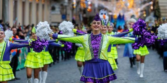 Rome Parade: corteo musicale con band, majorettes e sbandieratori dal Pincio a Piazza del Popolo
