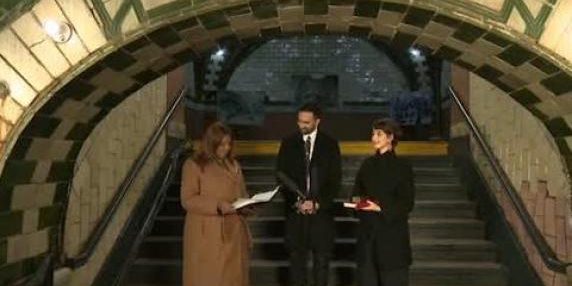 Zohran Mamdani prende il giuramento di sindaco di New York nel videogioco The Last of Us Part II