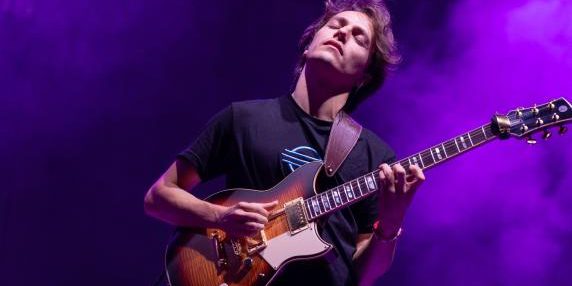 Matteo Mancuso, chitarrista palermitano apprezzato da Steve Vai e Al Di Meola, in tour negli Stati Uniti e in Italia