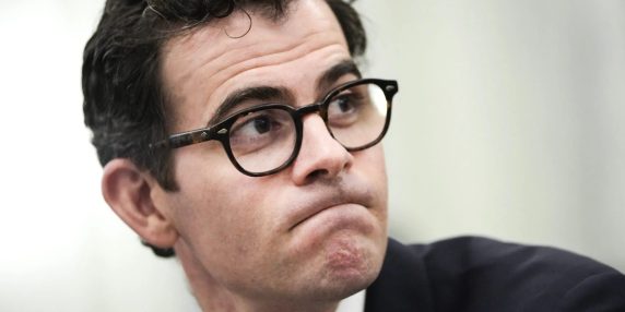 Instagram: Mosseri propone etichettare i contenuti reali per contrastare l'IA